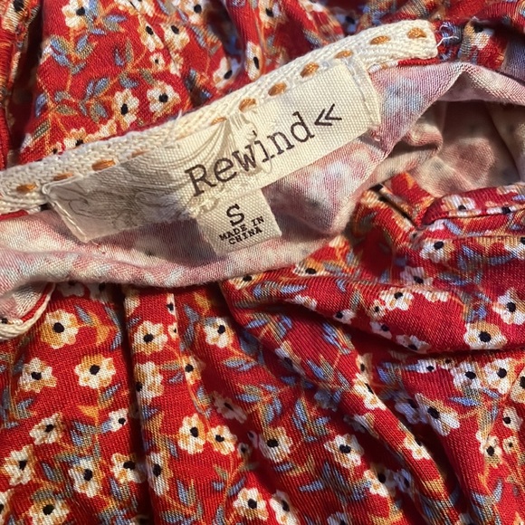 Nwot Rewind Lace Trim Top - Picture 6 of 7